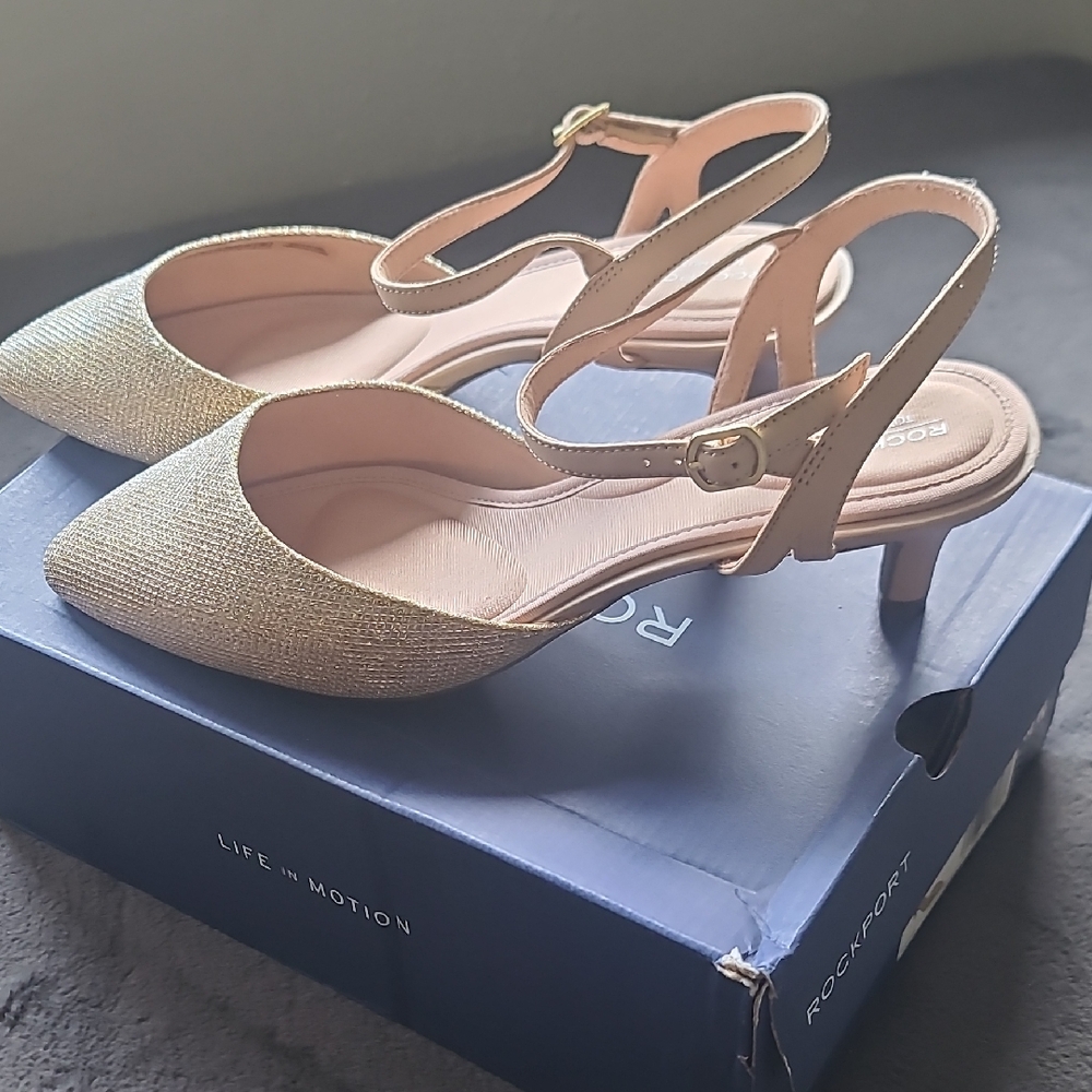 Rockport Women's Shimmering Gold Heels